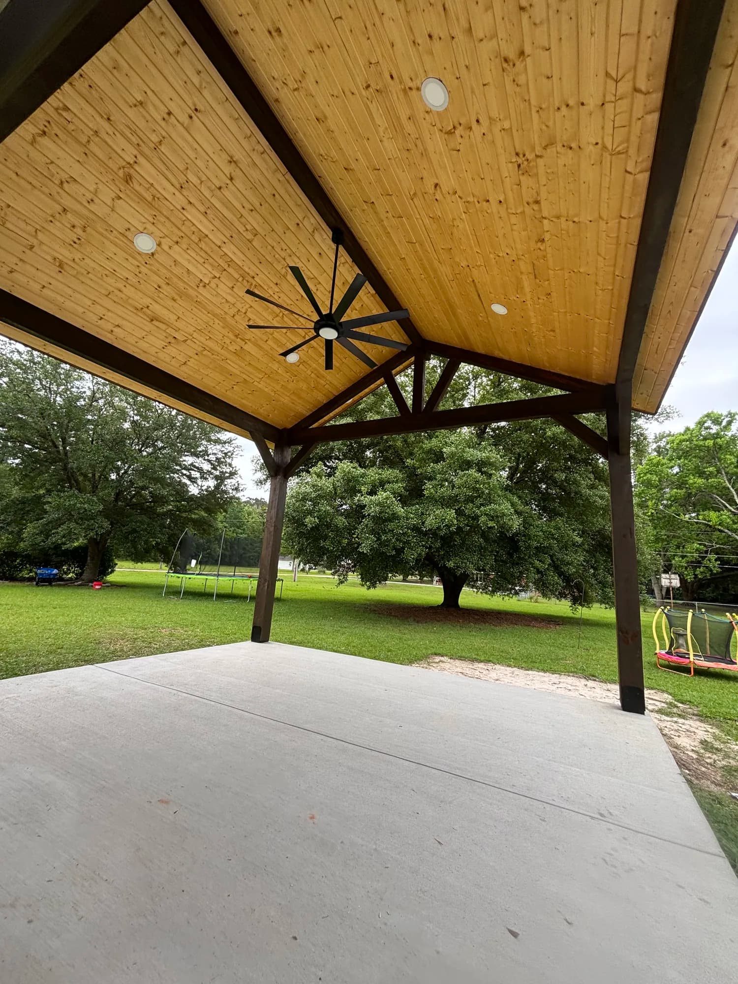 Covington La Gabled Pavilion - view 9