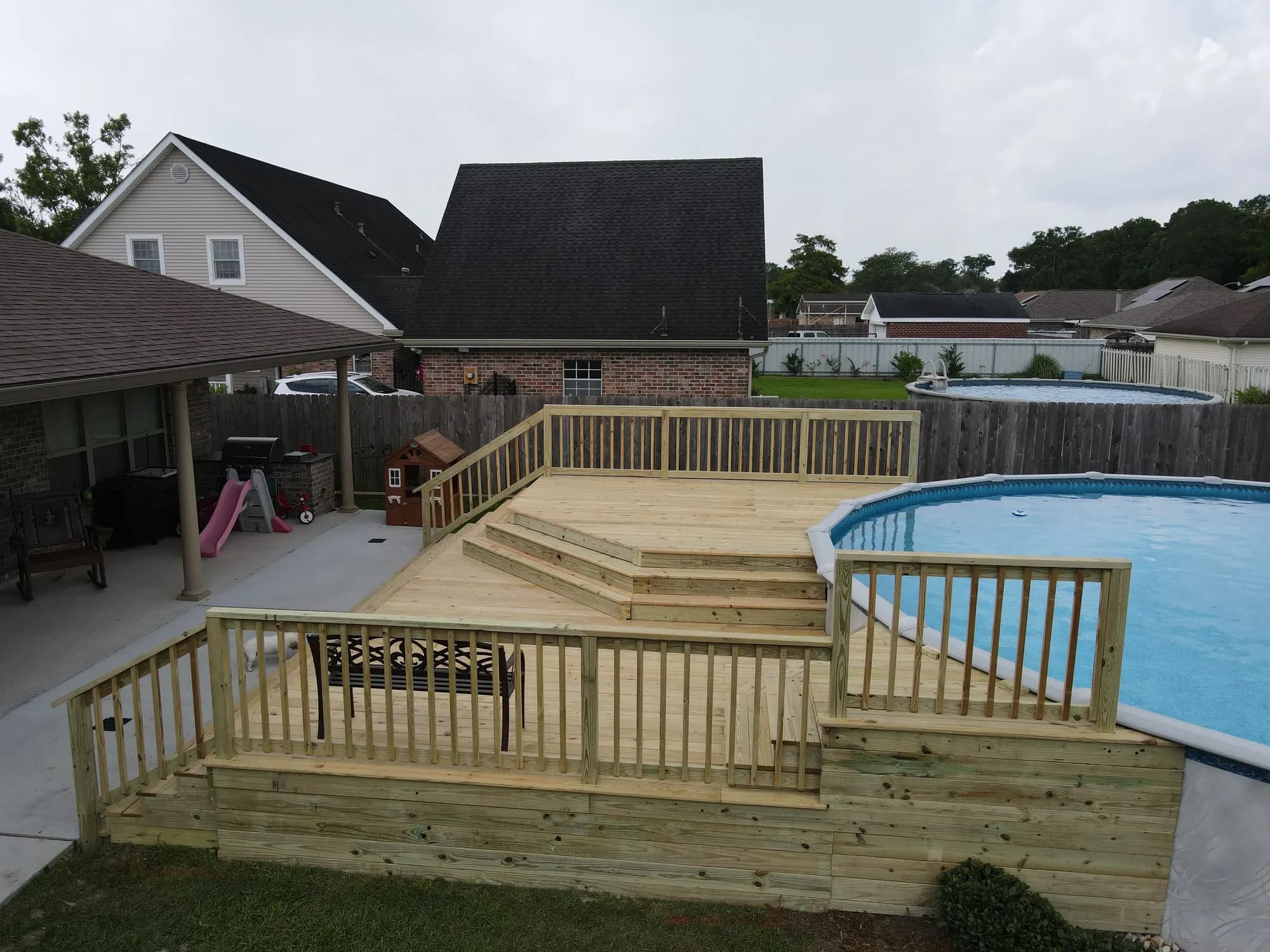 Baton Rouge Pool Deck - view 4