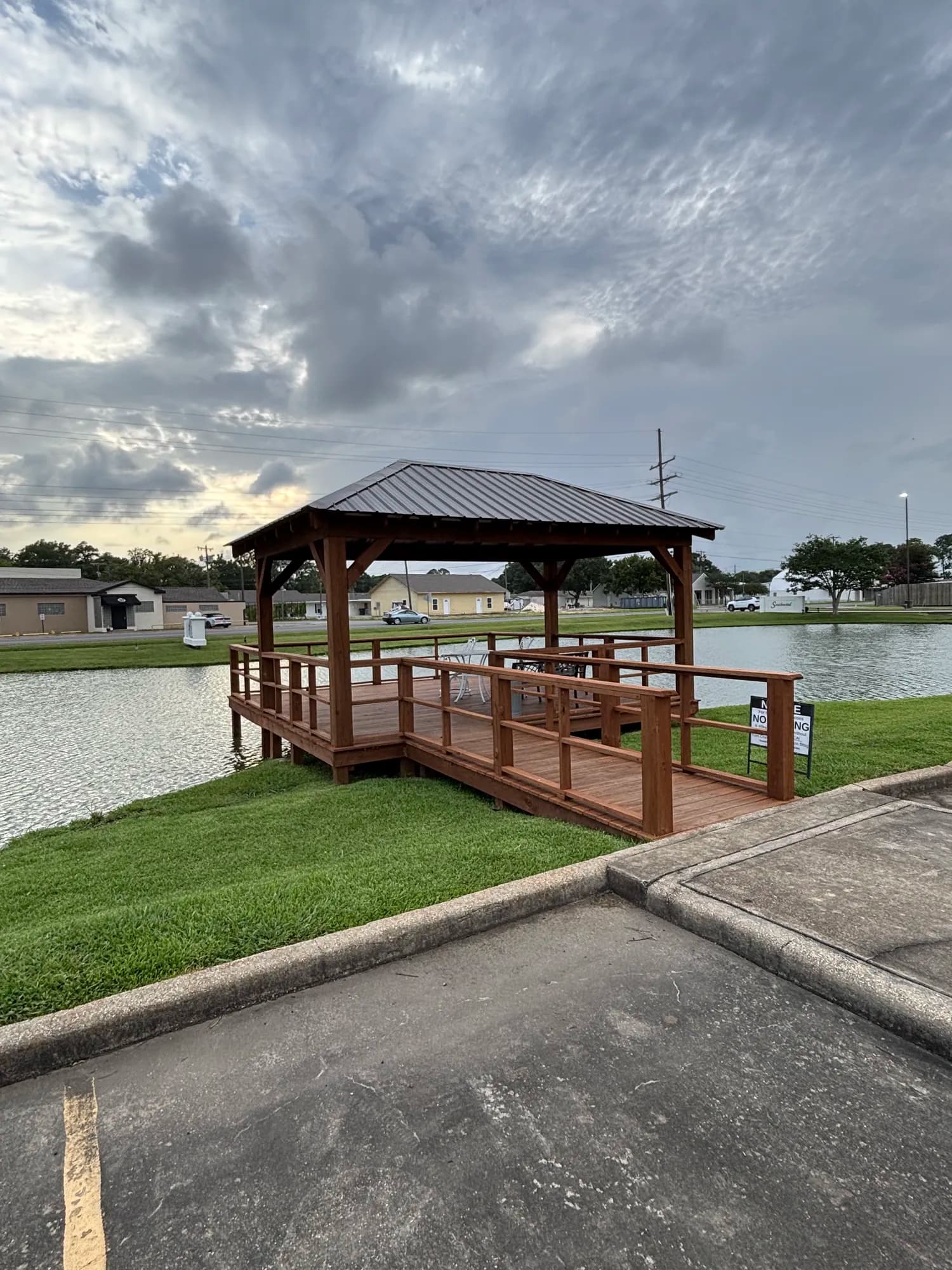 Crowley Pond Deck Pavilion - view 3