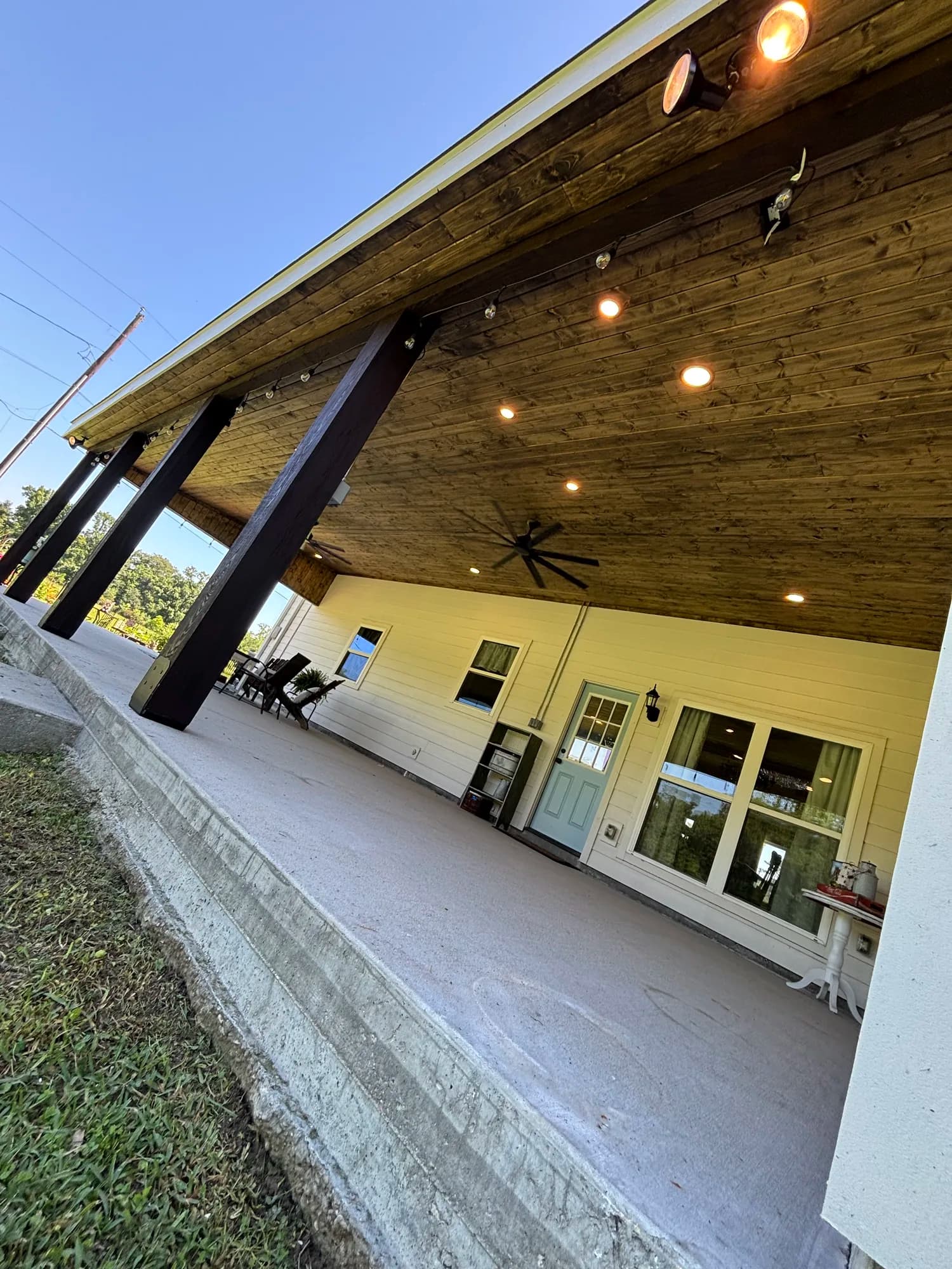 Jake Savoy Prairieville La Custom Lean To Patio Cover - view 5