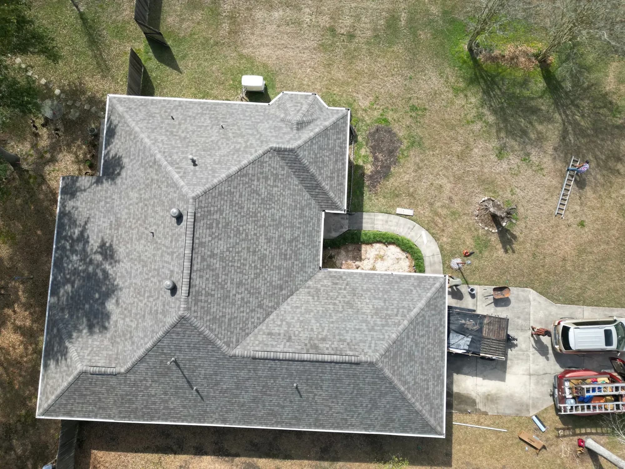 Ponchatoula Shingle Roof - view 6