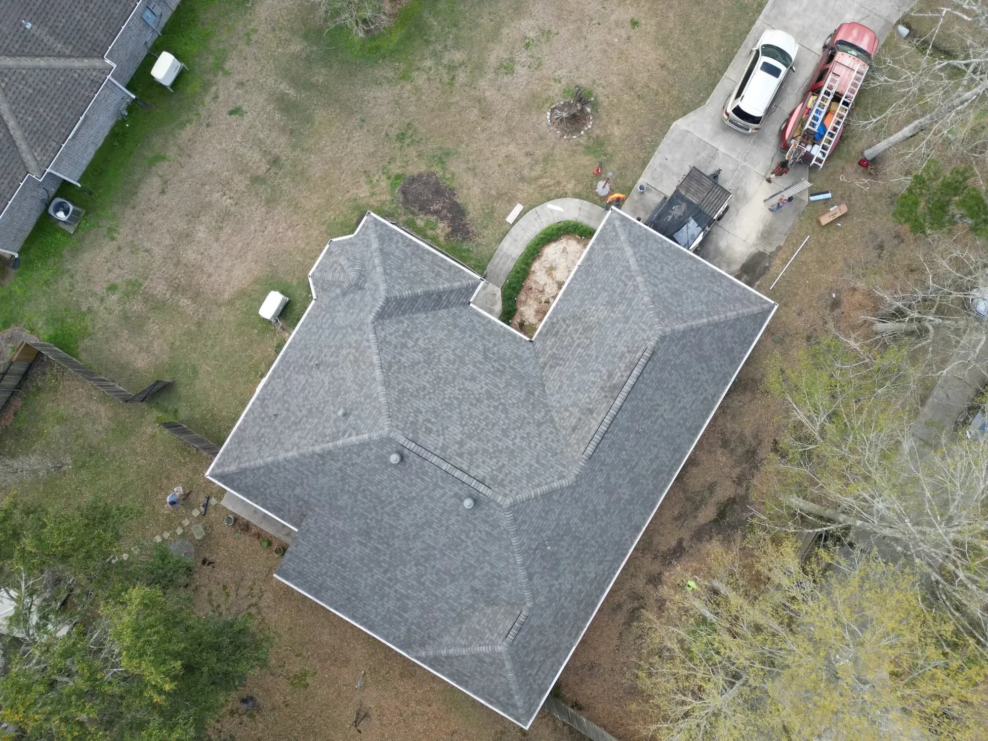 Ponchatoula Shingle Roof - view 8