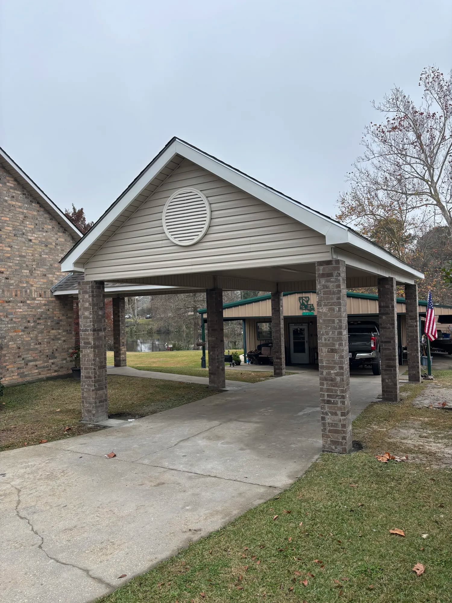 Ventress La Custom Gabled Carport Breezeway - view 4