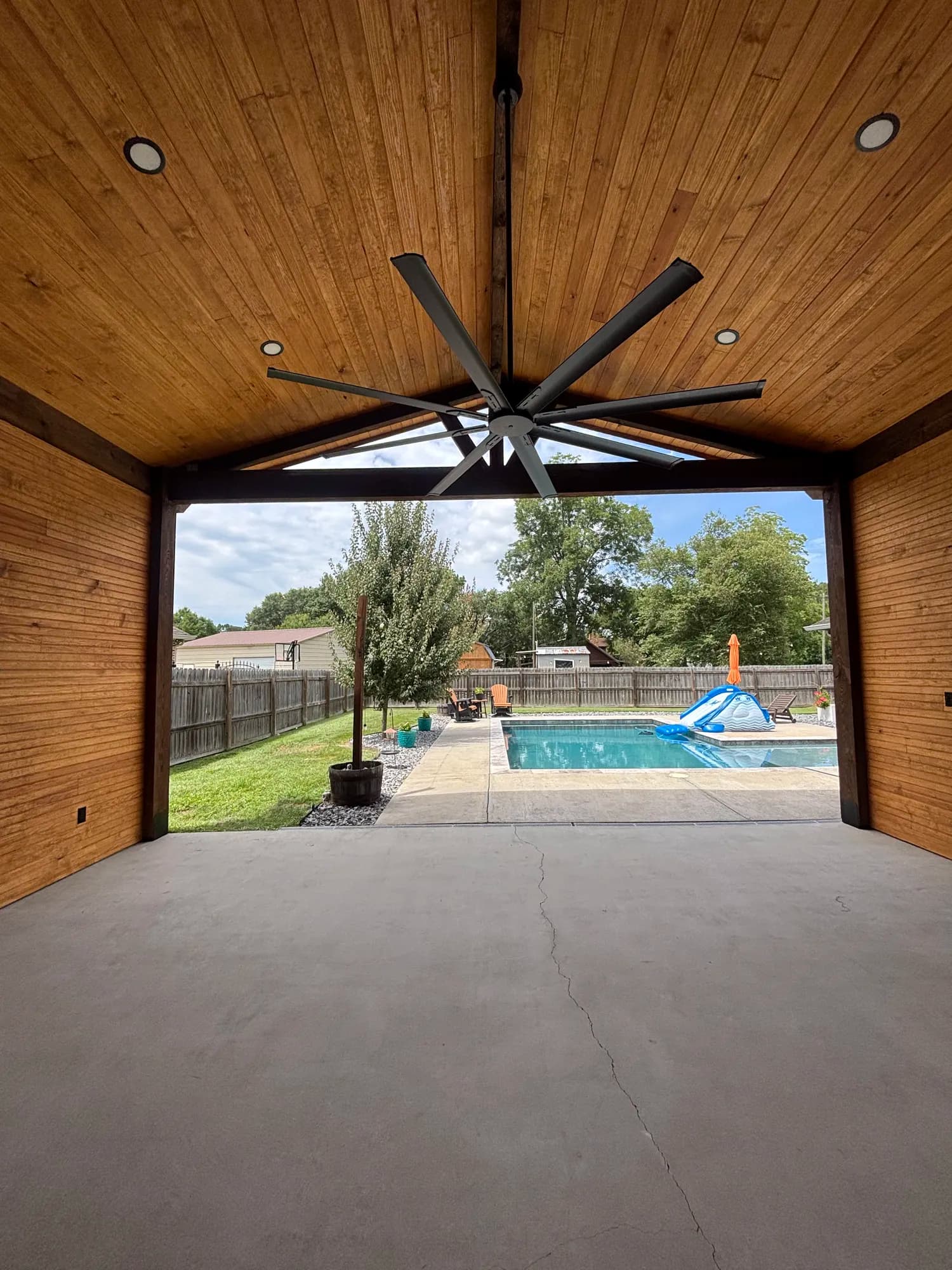 Walker Pavilion Enclosure - view 8